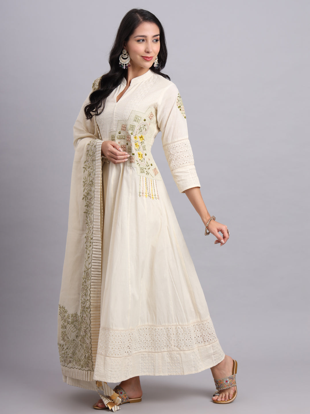 Anguri Anarkali – Regal Charm with Subtle Embroidery