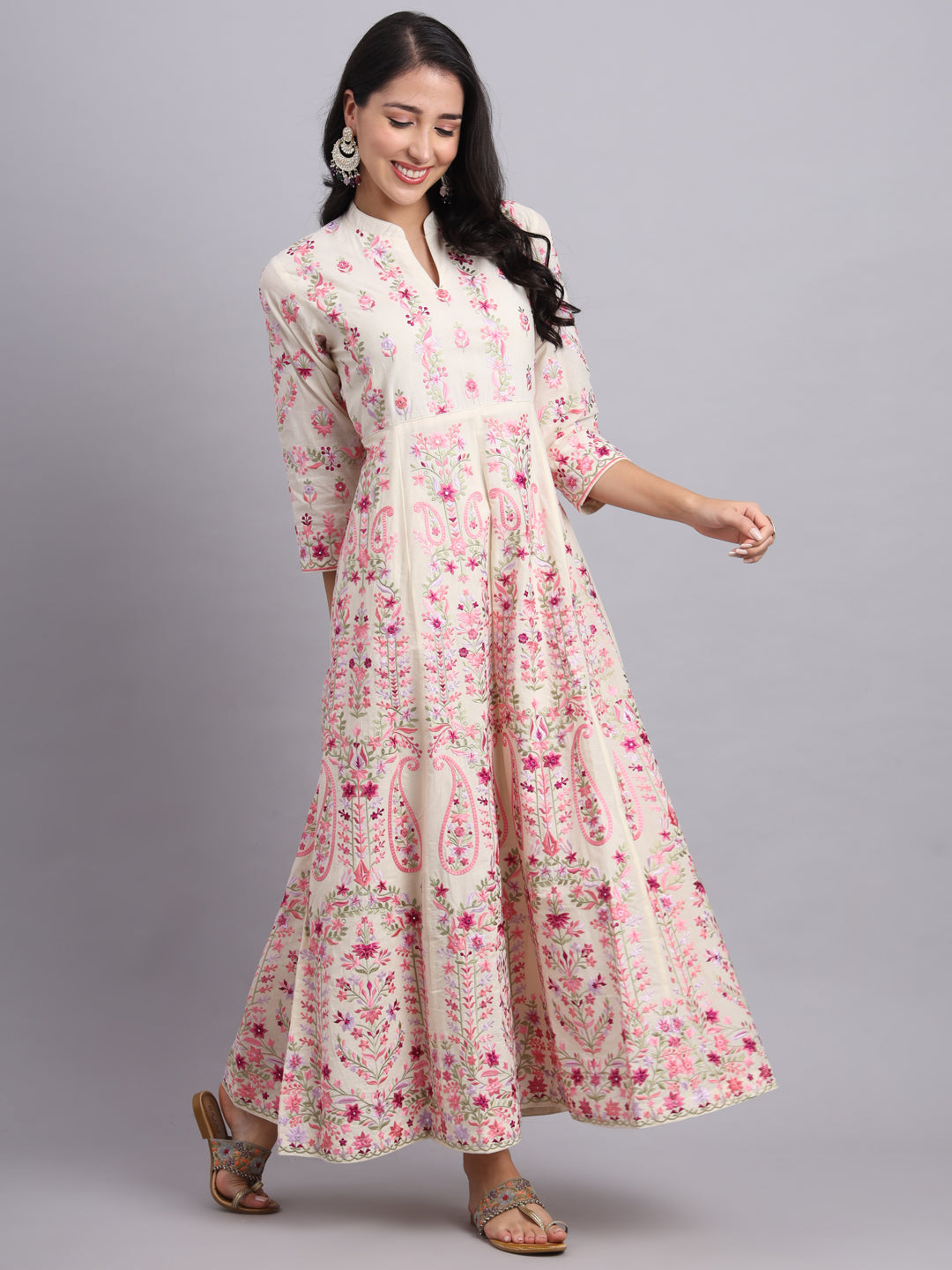 Pakiza Anarkali – Classic Flair with Subtle Embroidery