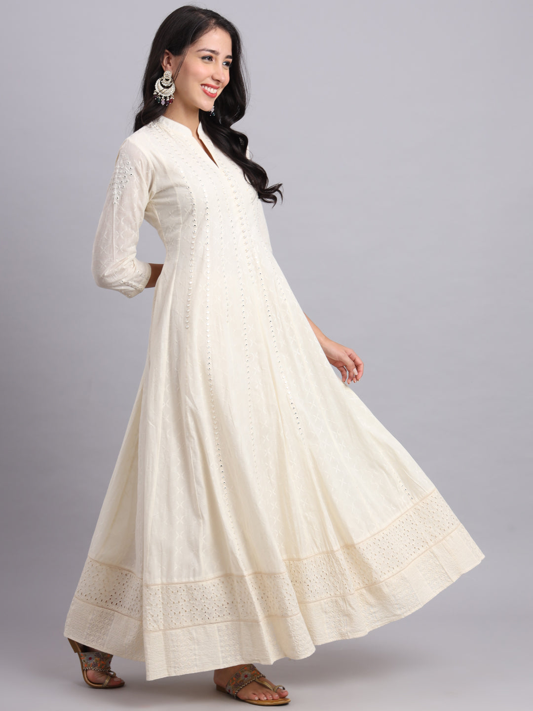 Quins Anarkali – Timeless Elegance with Chikan Work