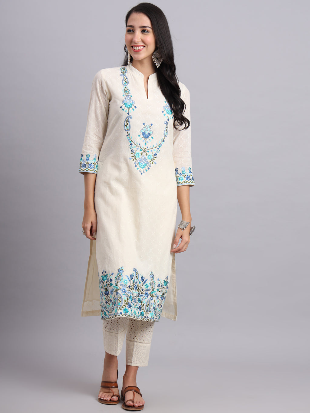 Kashmeeri Kurta – Elegant Embroidered Kurta for Festive Days