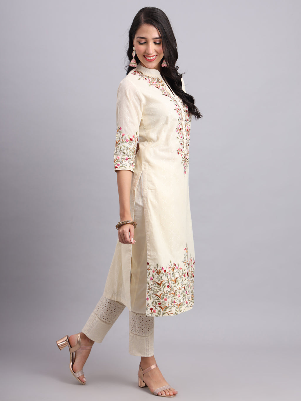 The Ivory Bloom Kurta Set – Graceful Embroidery for Women