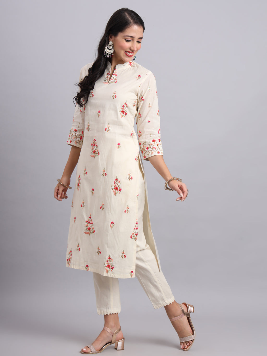 Floral Embroidered Maslin Kurta Set – Elegant Soft Ethnic Wear
