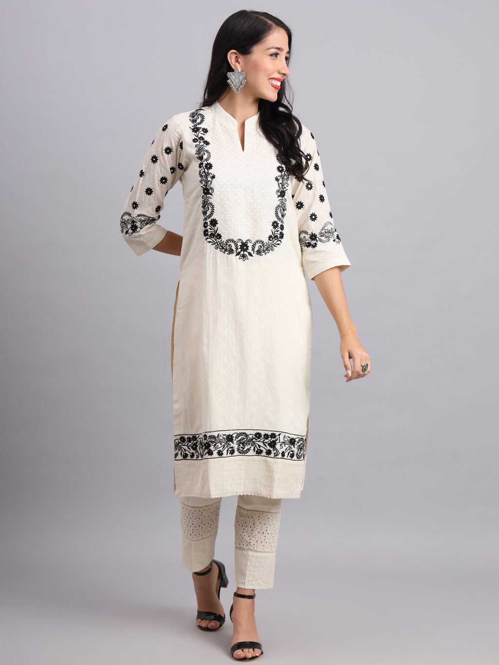 Black Embroidered Kurta Set for Women – Elegant & Comfortable