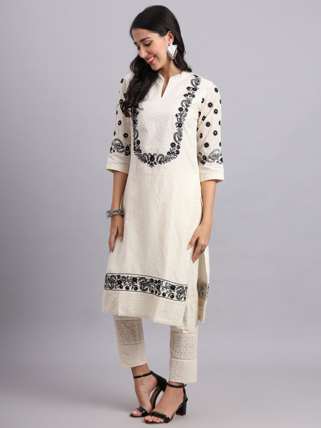 Elysian Black Yoga Set – Comfortable & Stylish Ethnic Wear for Relaxed Days