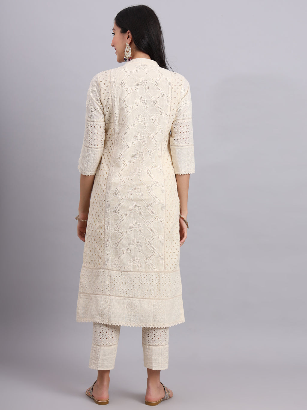 Ivory Kurta with Red Embroidery & Pants – Elegant Ethnic Wear
