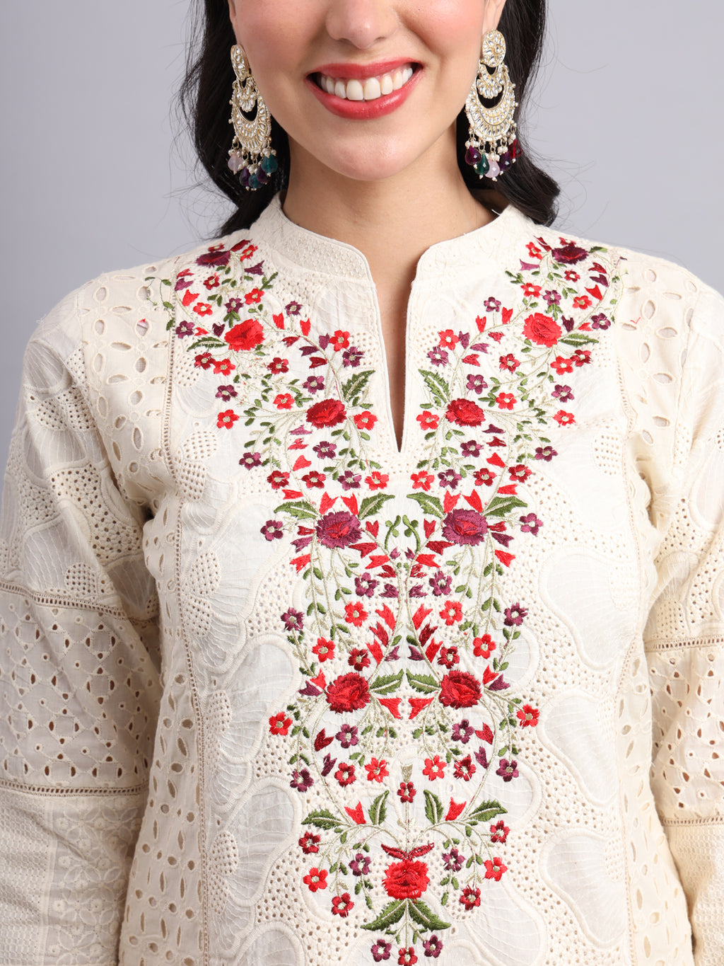 Ivory Kurta with Red Embroidery & Pants – Elegant Ethnic Wear