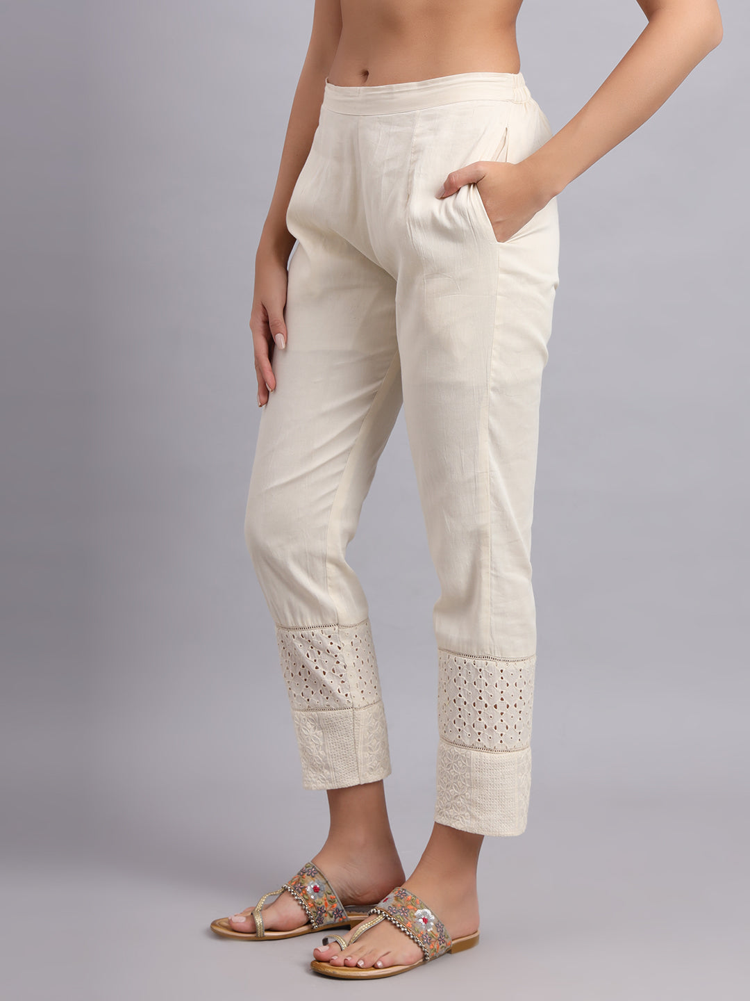 Rooh-e-Chikan Kurta Set – Handcrafted Lucknowi Chikankari Suit for Women