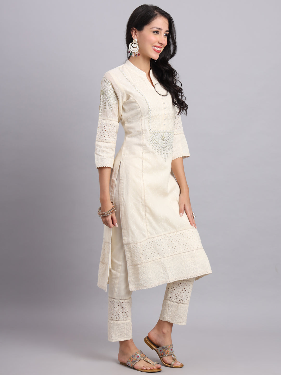 Blue Blossom Embroidered Kashmeeri Kurta Set for Women