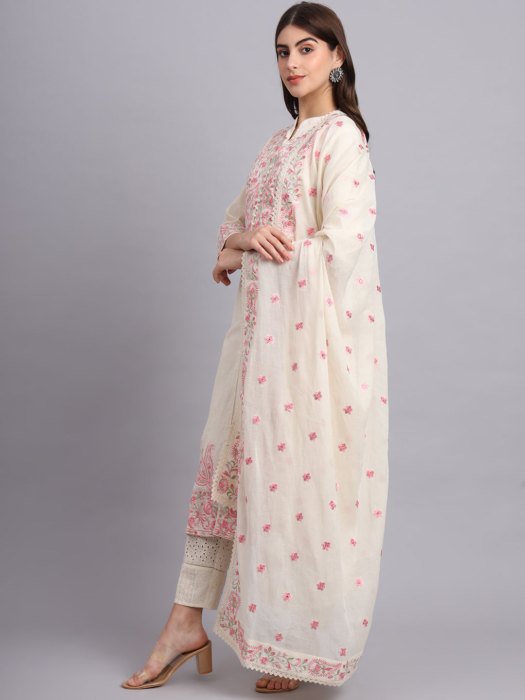 Safina Kurta Set – Designer Women’s Ethnic Outfit for Wedding & Festive Wear