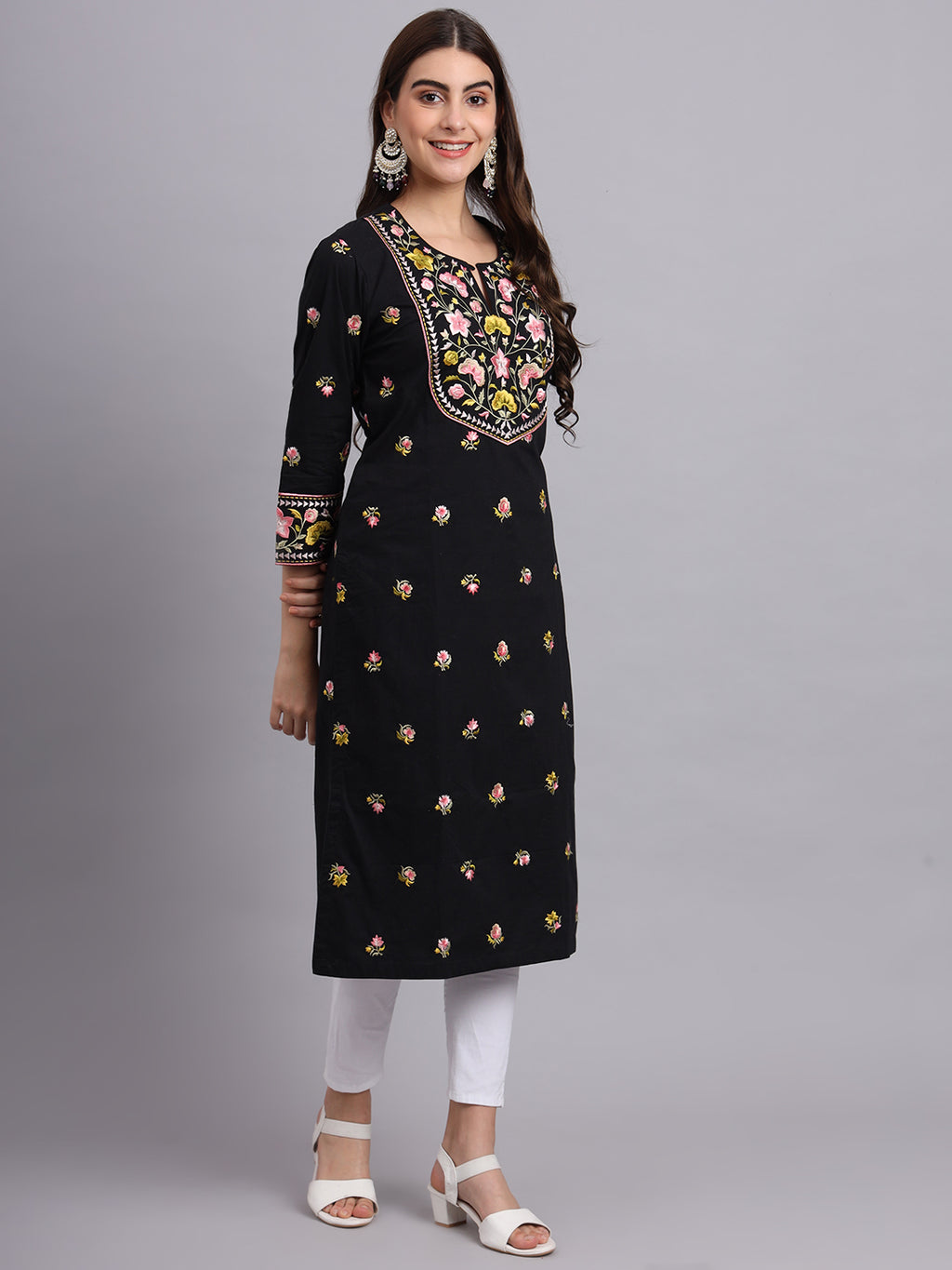 Black Floral Embroidered Kurta for Women – Elegant Ethnic Party Wear (Only Kurta))